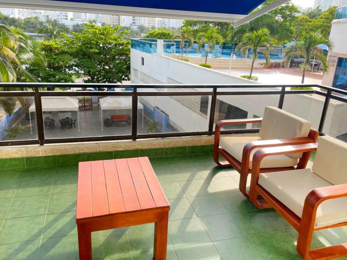 En El Laguito, Apartamento